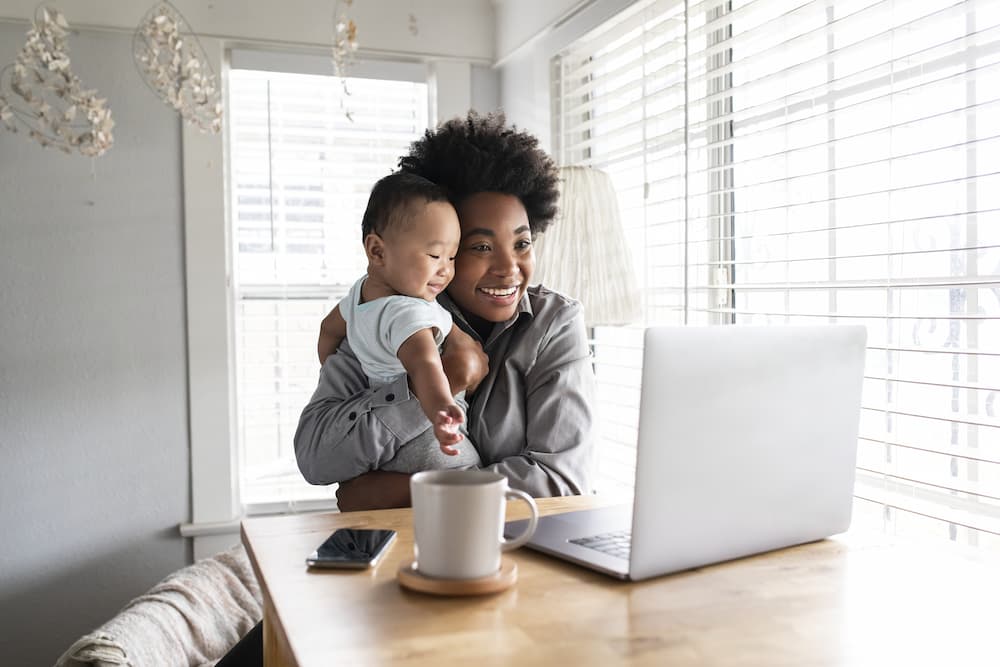 5 Things a Single Mom Entrepreneur Does to Keep It All Running